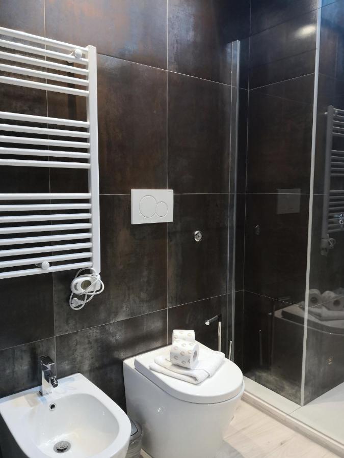 Luxury Apartment Near Niguarda Graziano39 밀라노 외부 사진